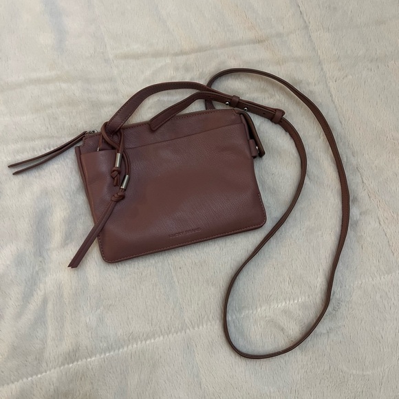 ✨ Lucky Brand Biro Crossbody Bag - Picture 3 of 16